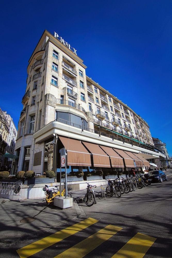 undefined De la Paix 7