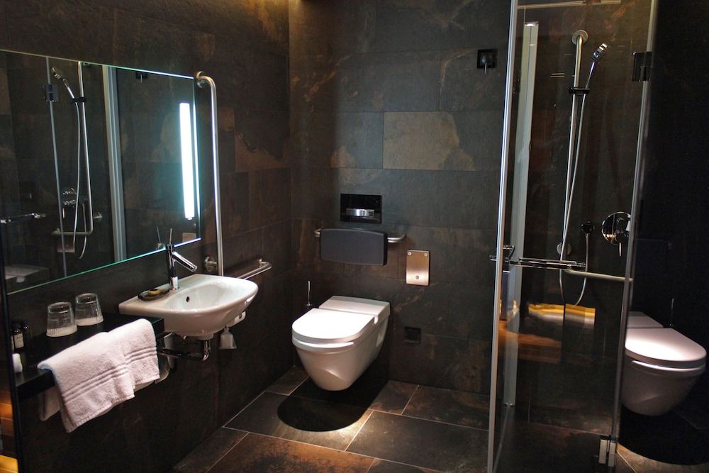 The View Lugano Classic Junior Suite 5