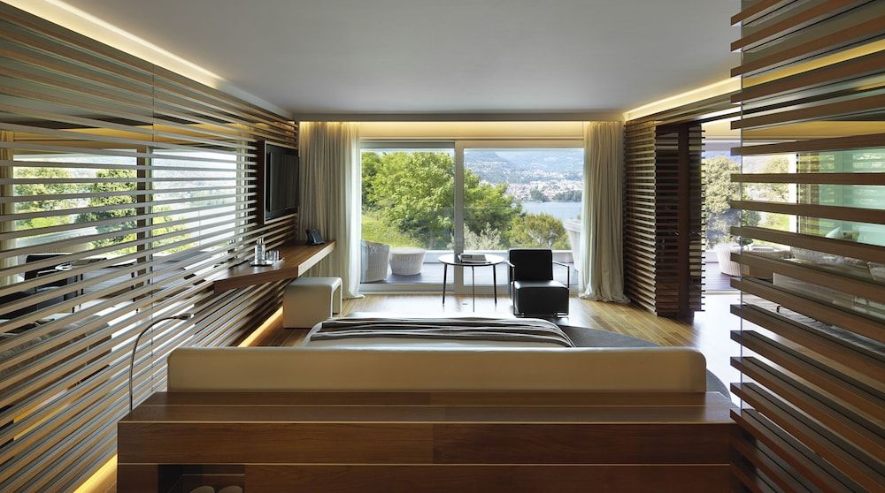 The View Lugano Premium Suite, 1 King Bed with Sofa bed, Terrace, Lake View 5