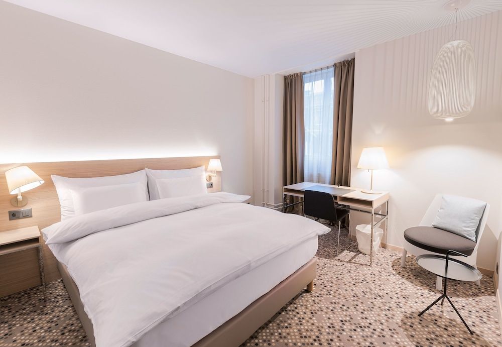 Hotel Savoy Bern Standard Double Room