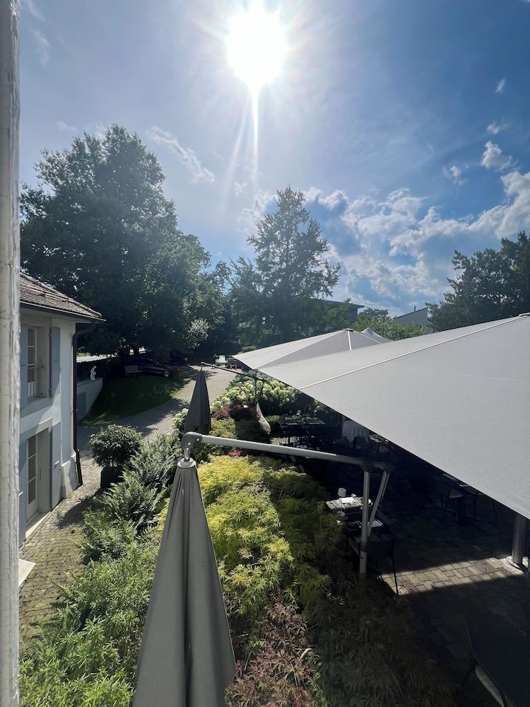 Hostellerie Le Petit Manoir Single Room 3