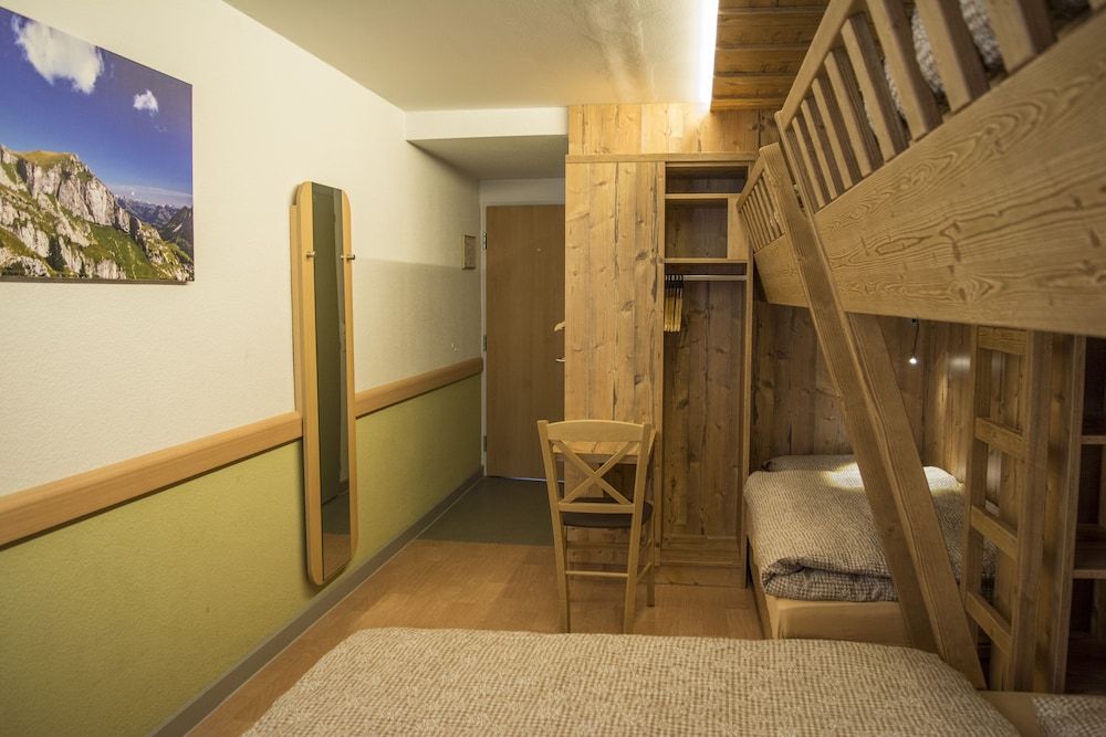 Alpine Classic Hotel Double Room 2