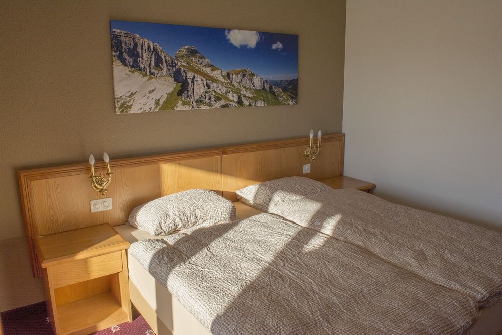 Alpine Classic Hotel Double Room