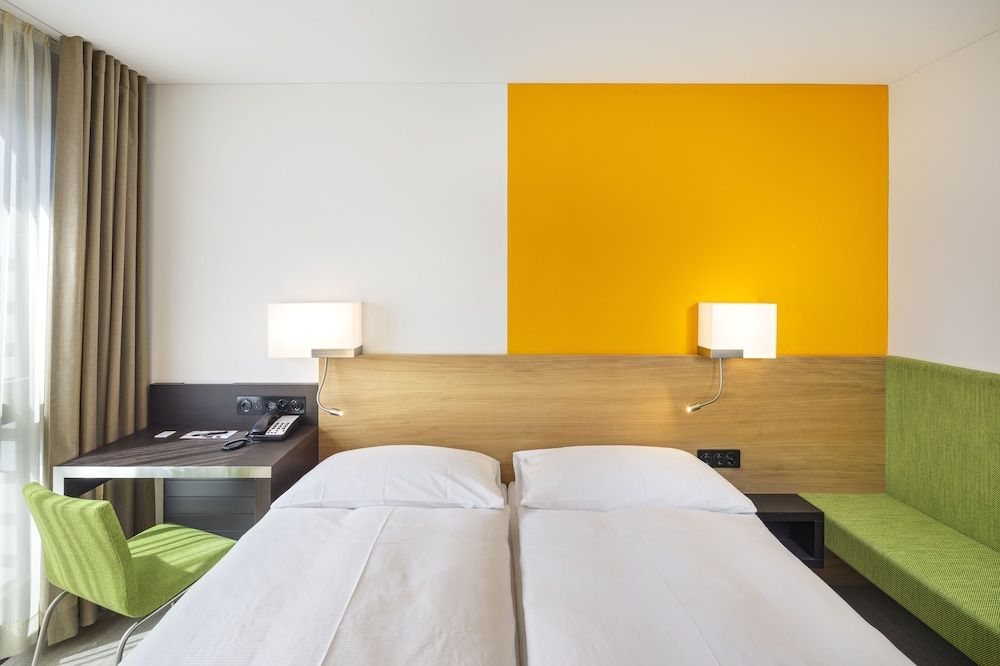 undefined Züri by Fassbind 4