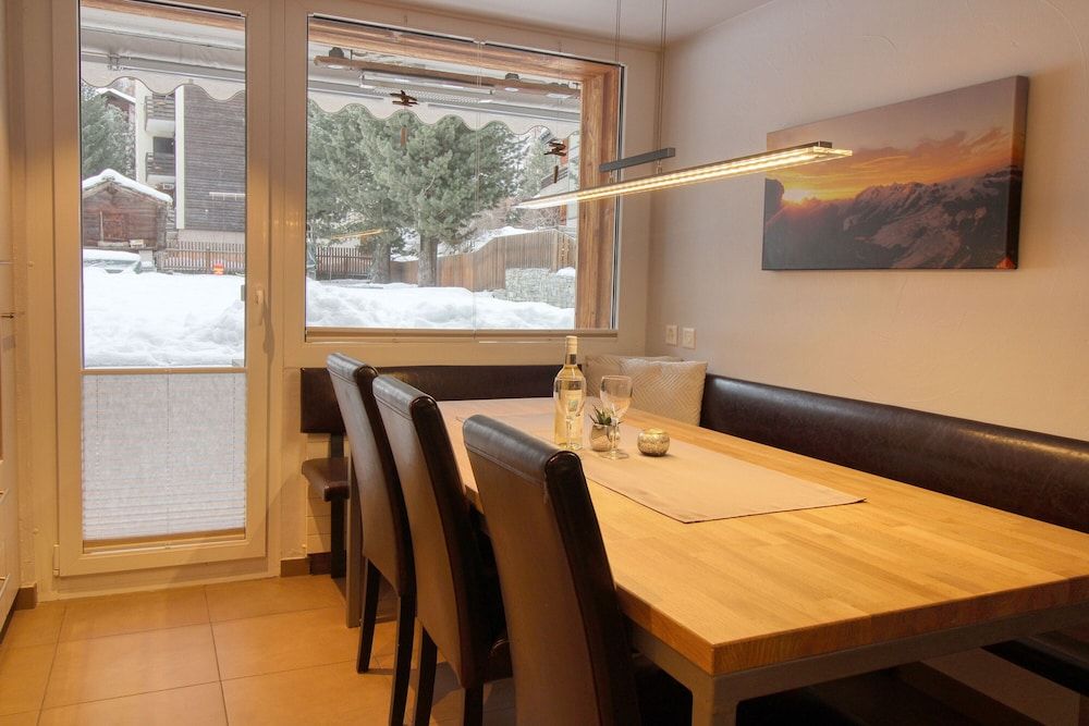 Matterhorngruss Apartments Luxury Apartment, 3 Bedrooms, Accessible, Garden Area 10