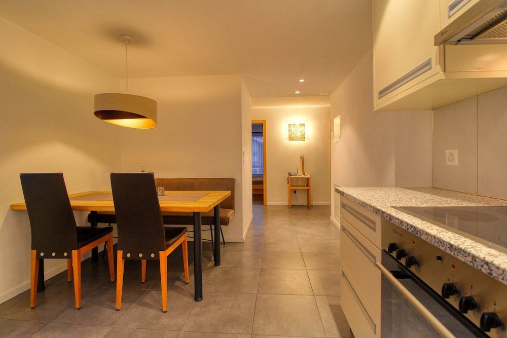 Matterhorngruss Apartments Luxury Apartment, 2 Bedrooms, Mountain View, Mountainside 4