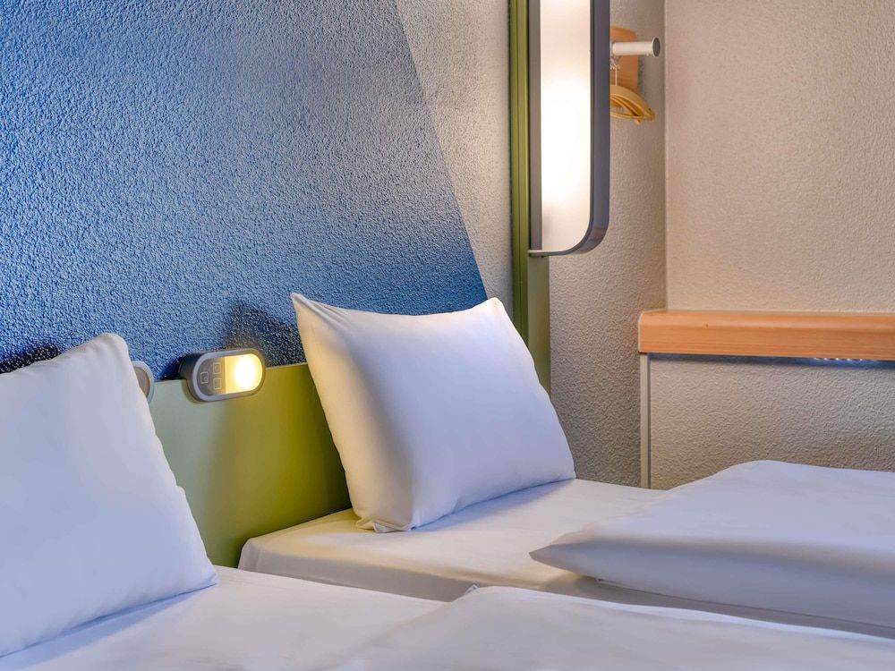 undefined ibis budget Luzern City 6