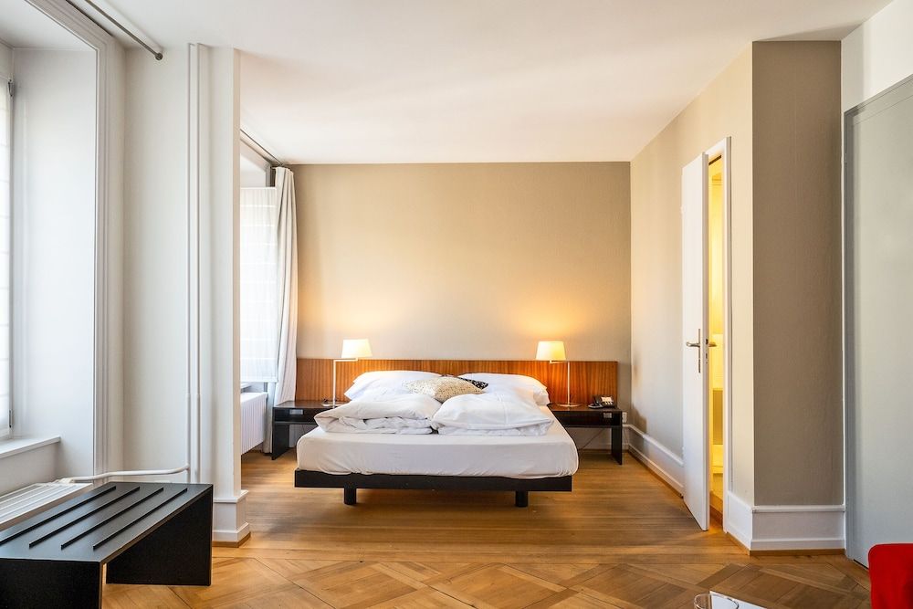 Krafft Basel Double Room, City View 2