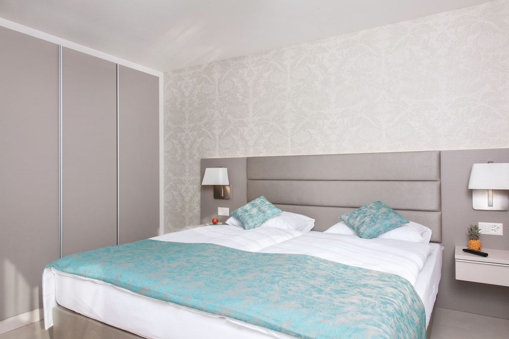 City Stay Apartments Lindenstraße Deluxe Penthouse, 1 Bedroom, Kitchen 4