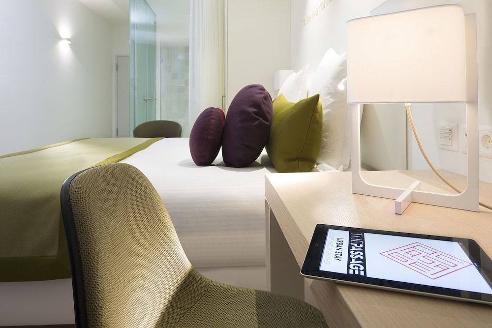 The Passage Standard Room (Patio) 7