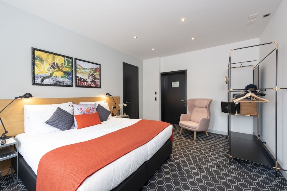 Superior Room, 1 King Bed