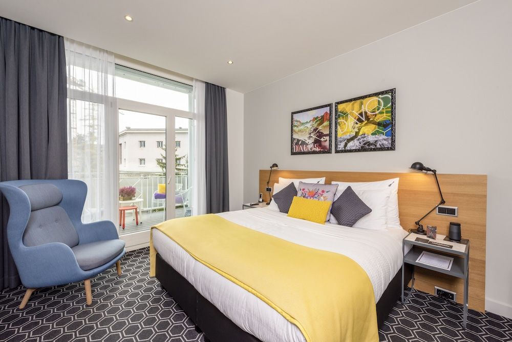 Hard Rock Hotel Davos Deluxe Room, 1 King Bed 3