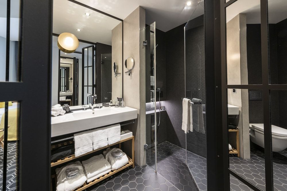 Hard Rock Hotel Davos Deluxe Room, 1 King Bed 6