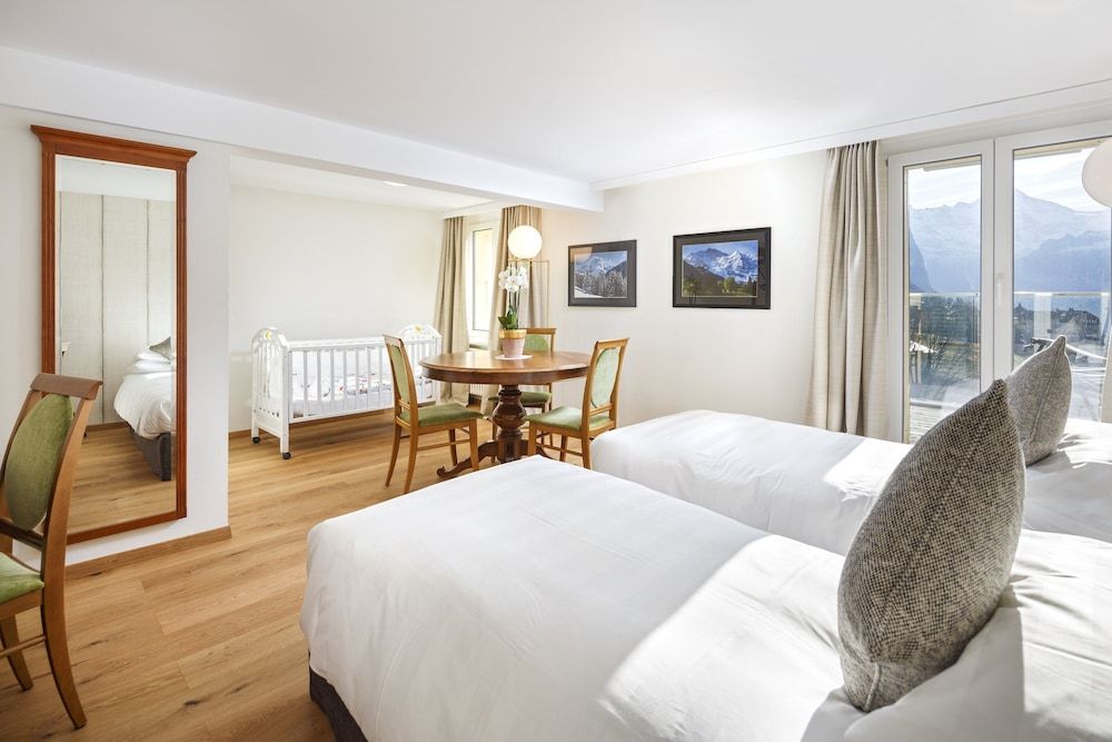 Deluxe Family Room, Balcony, Mountain View (Jungfrau)