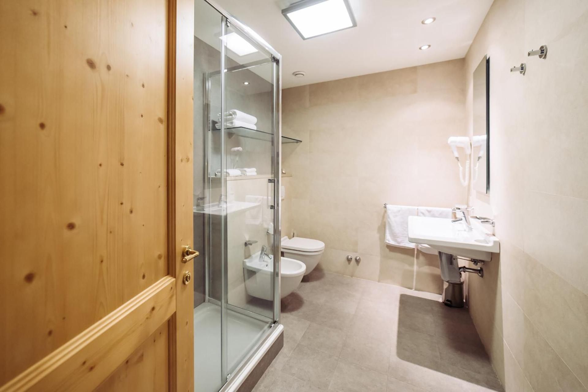 Superior Triple Room with Spa Access