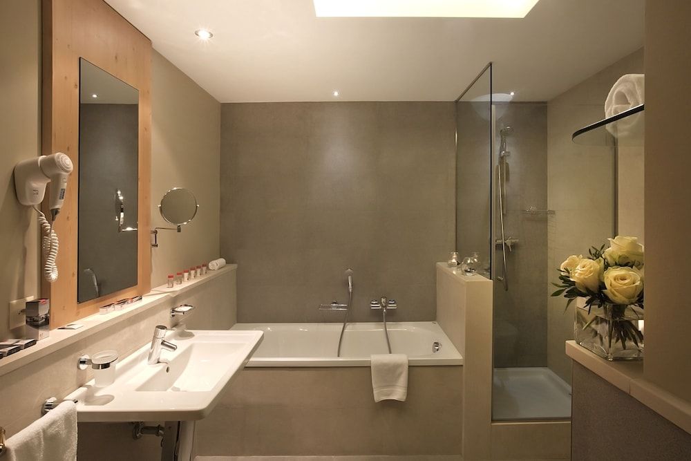 Schloss Hotel & Spa Pontresina Quadruple Room 7