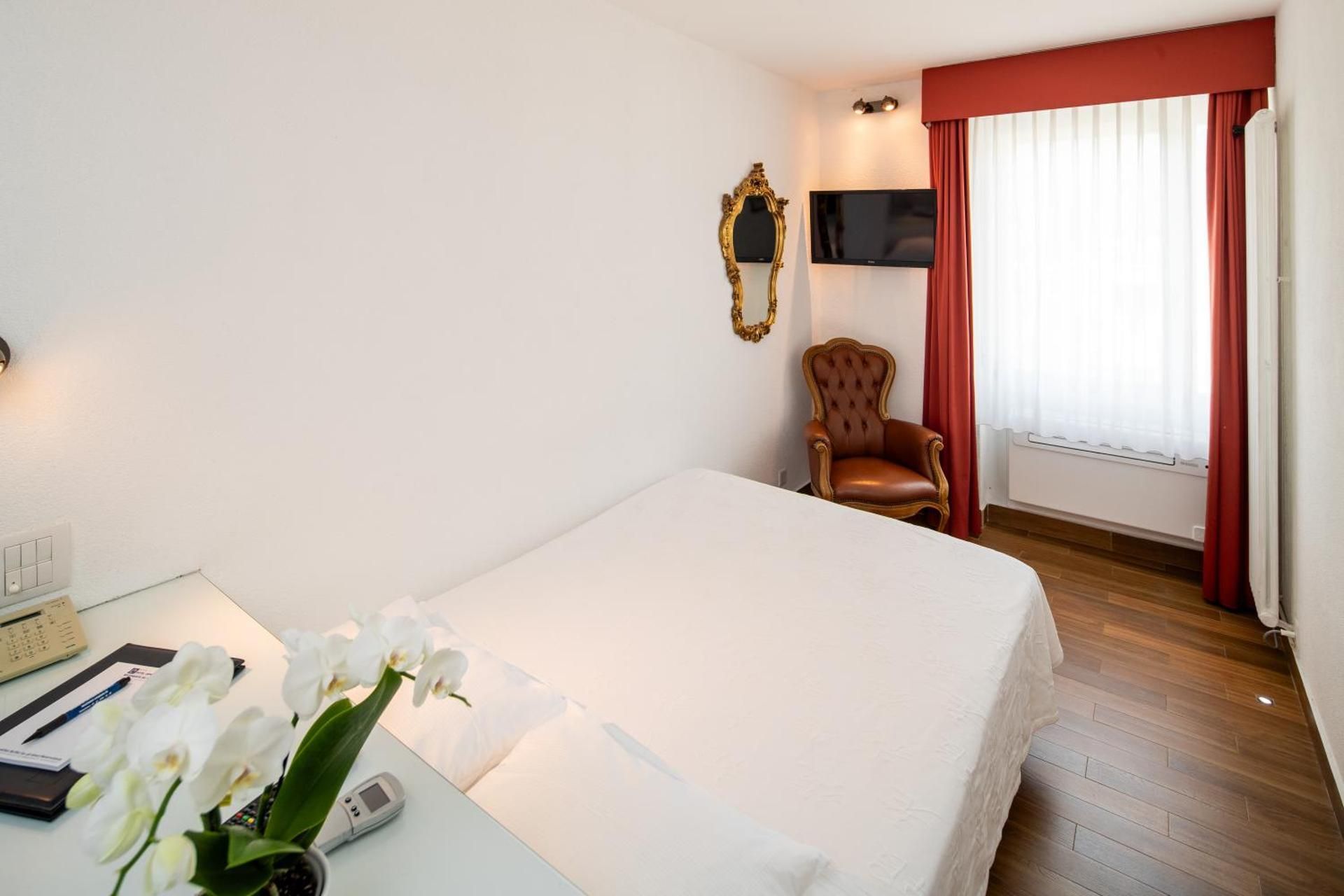 Superior Single Room