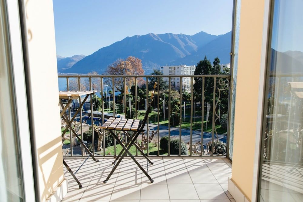 Hotel DU LAC Locarno Panoramic Double Room, Balcony, Lake View 4