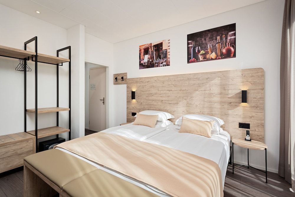 Hotel DU LAC Locarno Panoramic Double Room, Balcony, Lake View 2