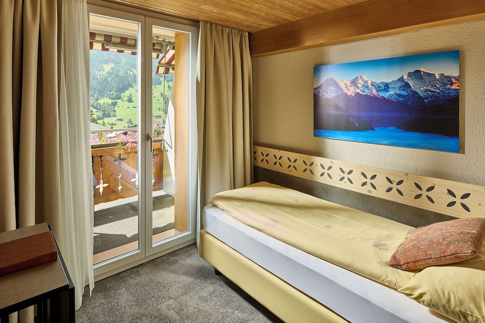 Single Room, Balcony