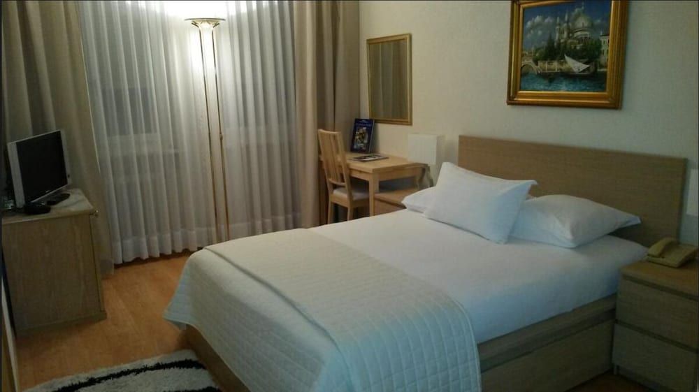 undefined Hotel Century 5