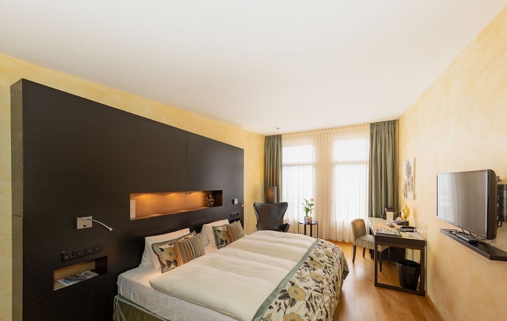 Lenkerhof Gourmet Spa Resort Cosy Double Room 2