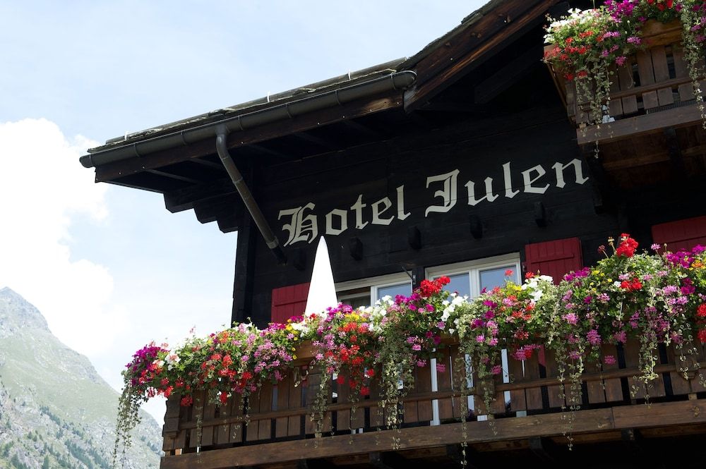 undefined Tradition Julen Hotel 6