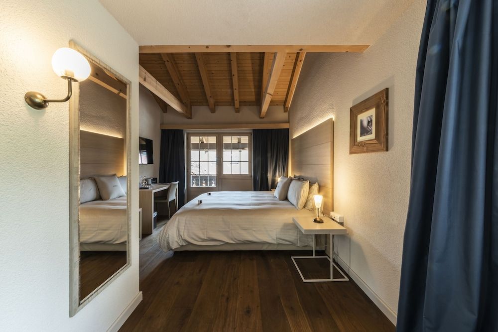 Standard Double Room, 1 Queen Bed, Balcony