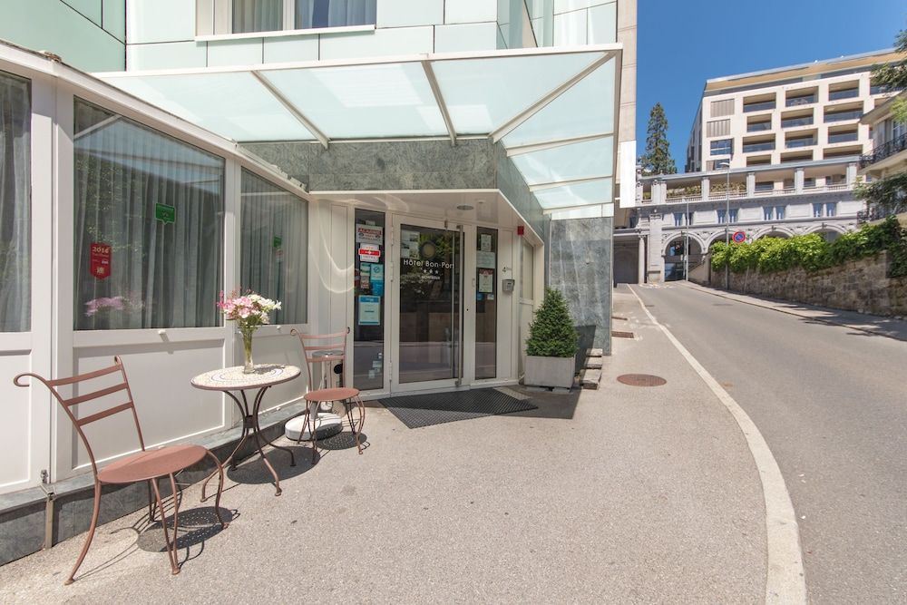 undefined Hôtel Bon Port 6