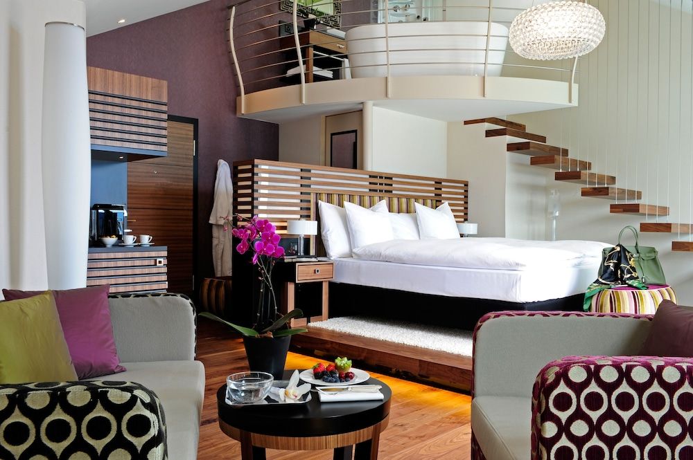 undefined Art Deco Hotel Montana 5