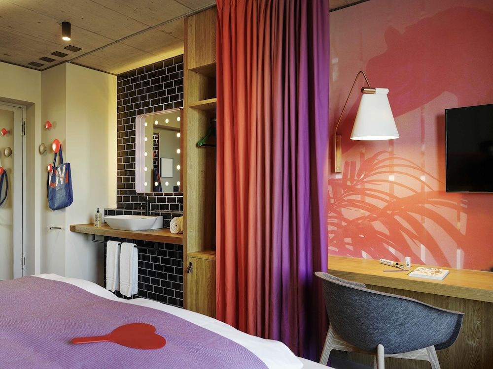 25hours Hotel Zurich Langstrasse Medium 3
