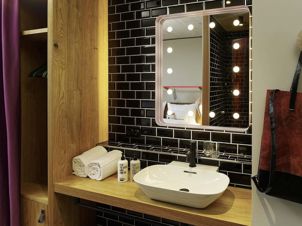 25hours Hotel Zurich Langstrasse Medium 4