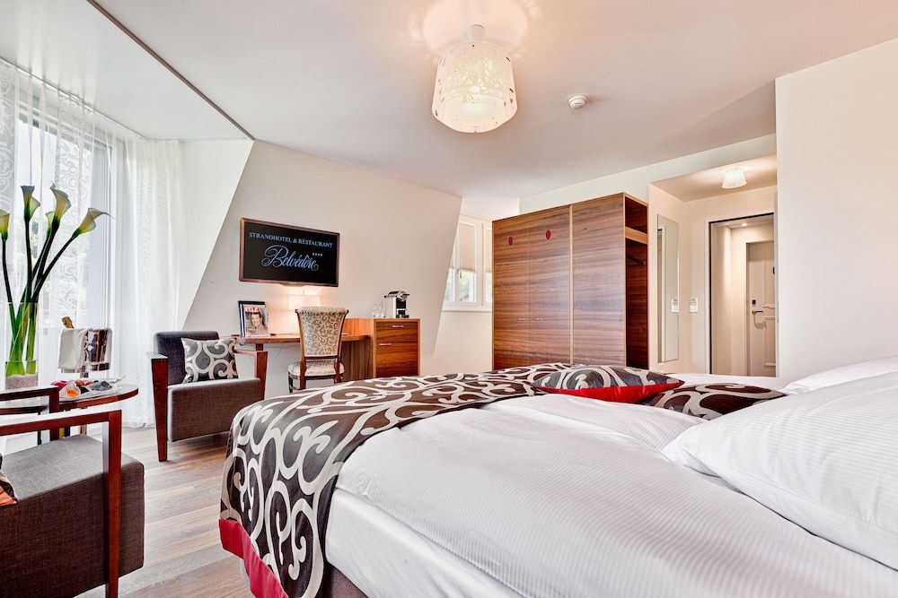 Panorama Double Room with Lake View