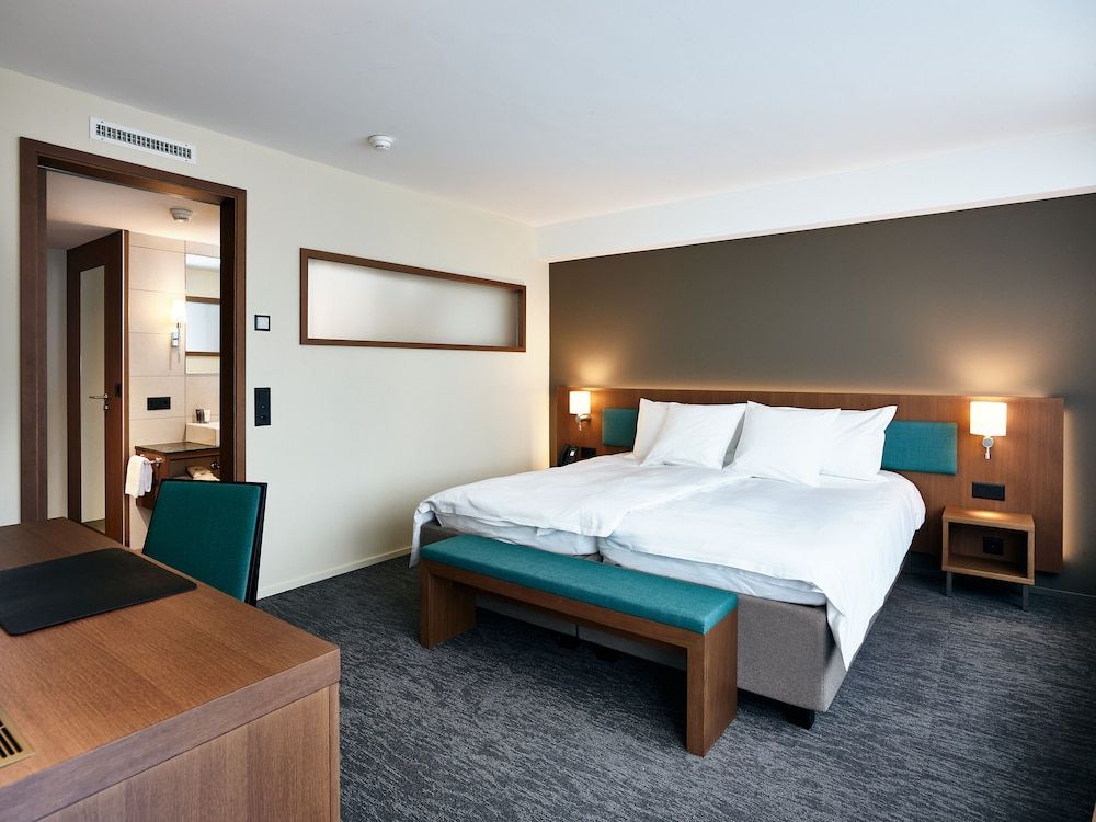 Suite, Balcony, Lakeside