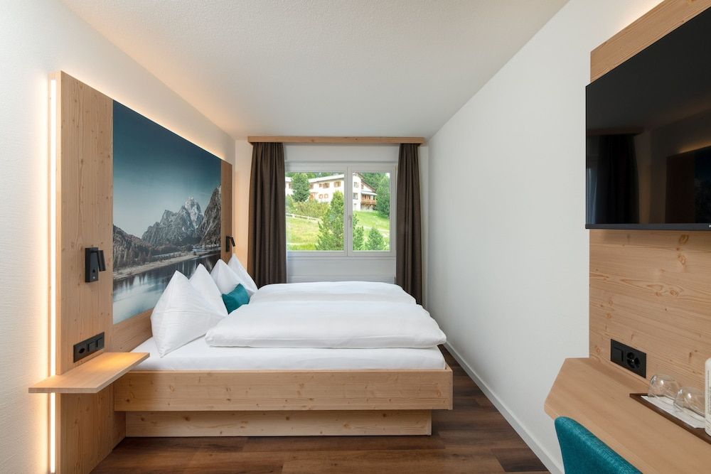 Berghotel Randolins Economy Double Room 5