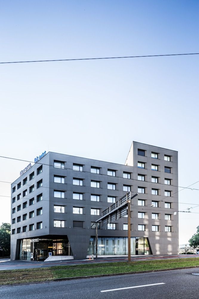 undefined Novotel Basel City 6