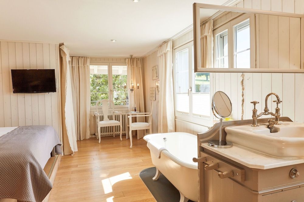 Boutique Hotel Schluessel Deluxe Double Room 6