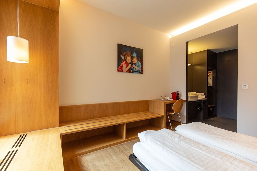 Hyve Hotel Basel - Hostel Double Room 3