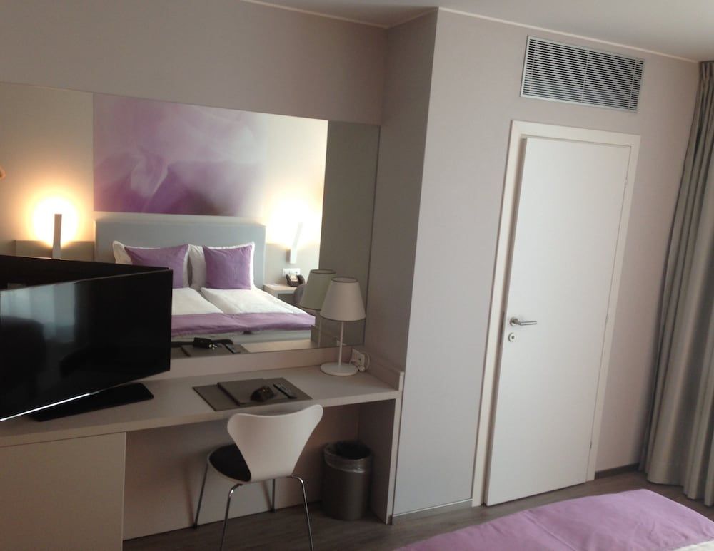 Hotel City Lugano, Design & Hospitality Modern Cosy Double Room (1 queen bed) 6