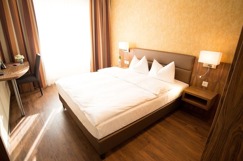 Hotel Amaris Comfort Room