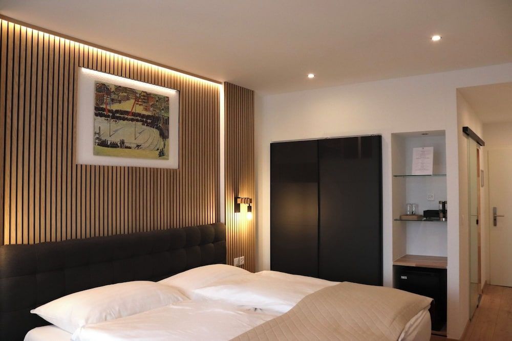 Hotel Europe Davos Deluxe Room 2