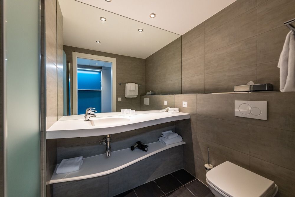 Aquatis Hotel Standard Room 5