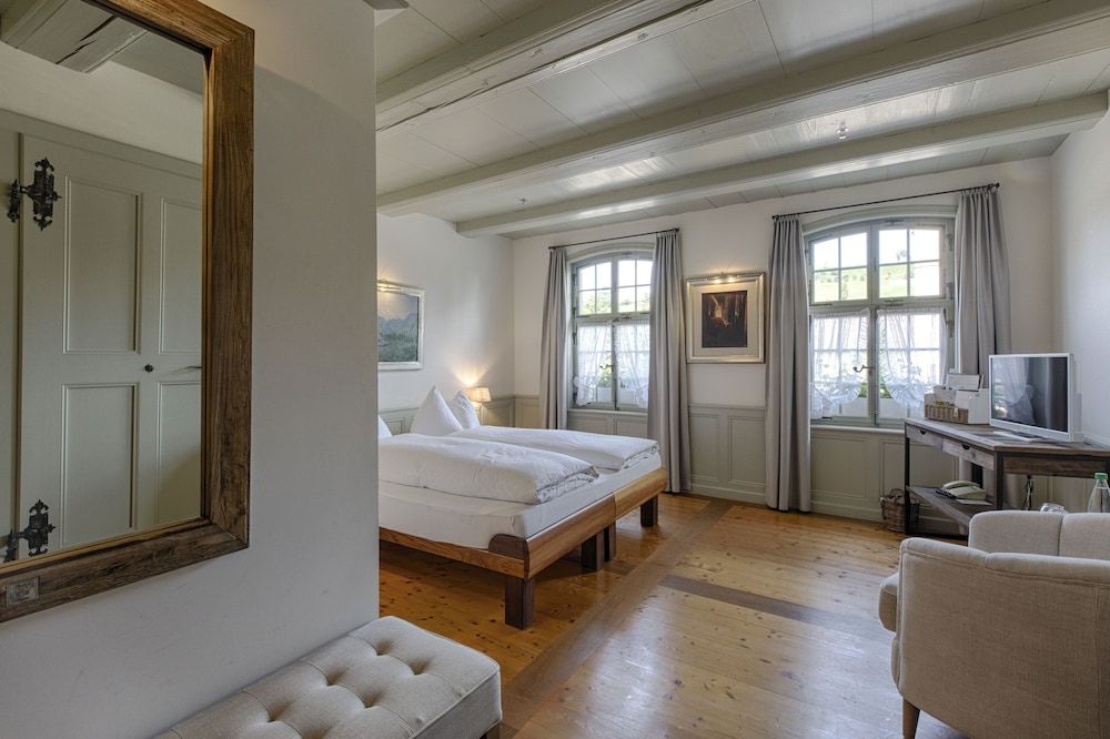 Romantik Hotel Bären Classic Room 5