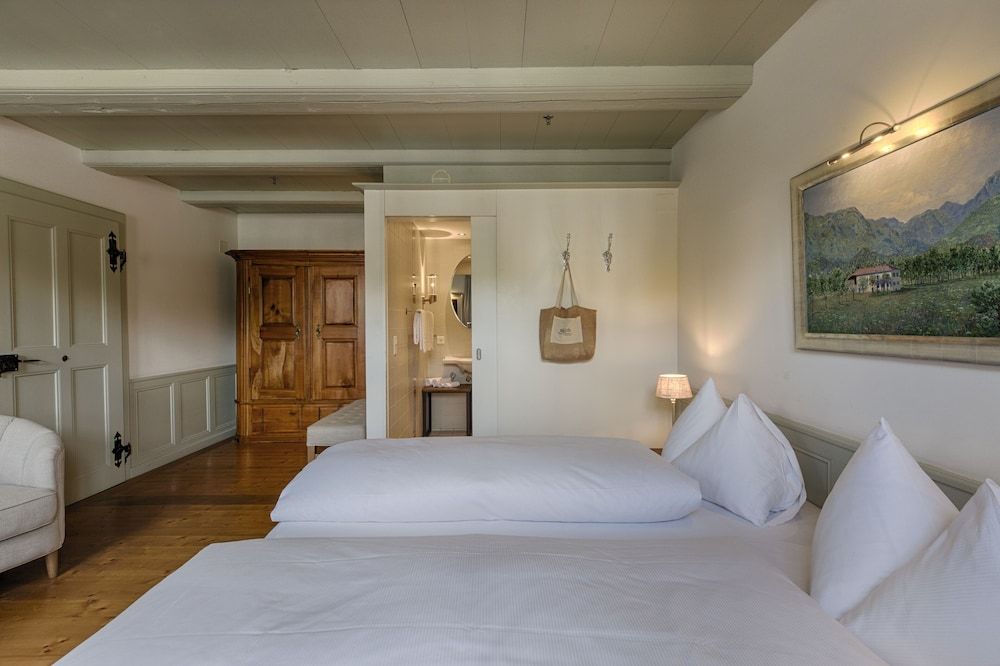 Romantik Hotel Bären Classic Room 2