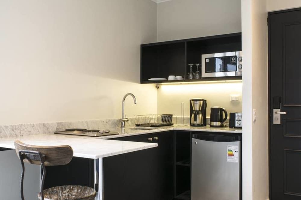 Apart Hotel B Standard Apartment, 2 Twin Beds 8