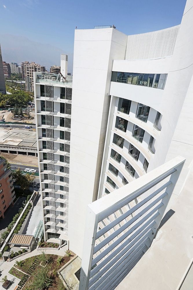 undefined DoubleTree by Hilton Santiago Kennedy 5