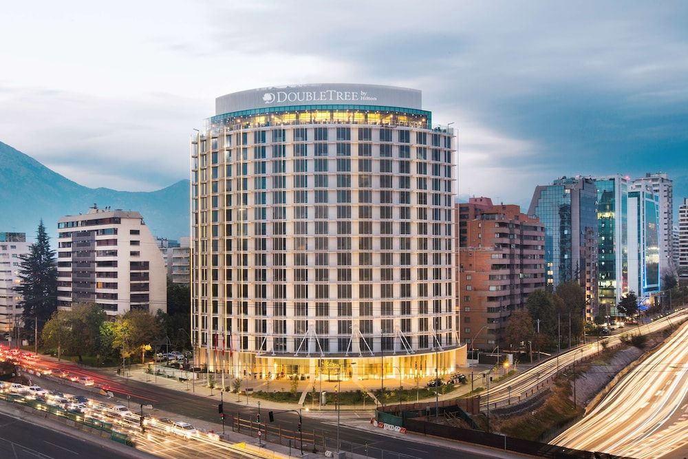 undefined DoubleTree by Hilton Santiago Kennedy 3