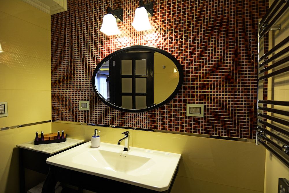 Hotel Sommelier Boutique Executive Double or Twin Room 4