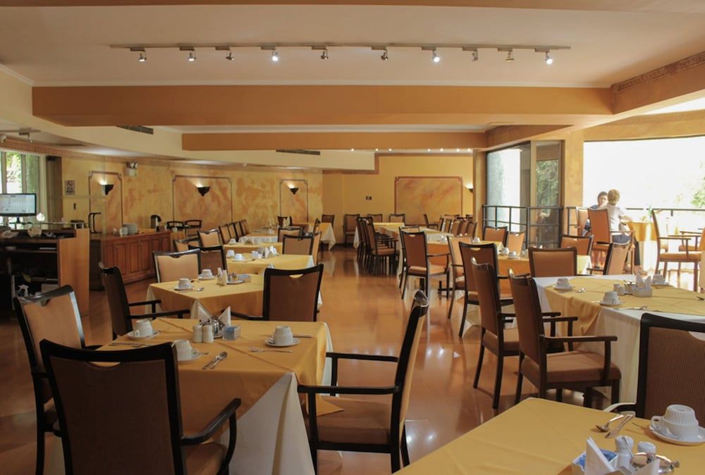 undefined Hotel Leonardo da Vinci 4