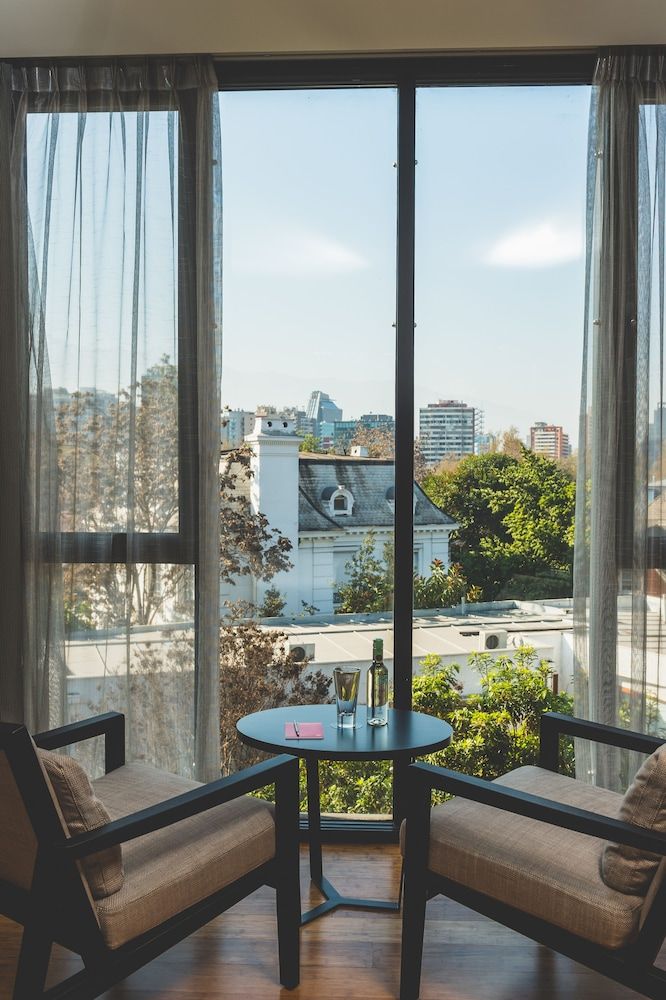 Ladera Hotel Double Room, 1 King Bed 7